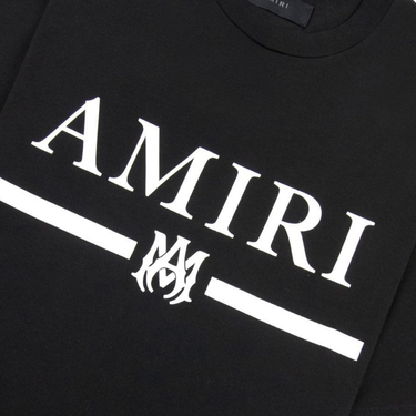 T-shirt Bar