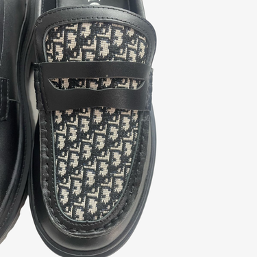Loafer Explorer