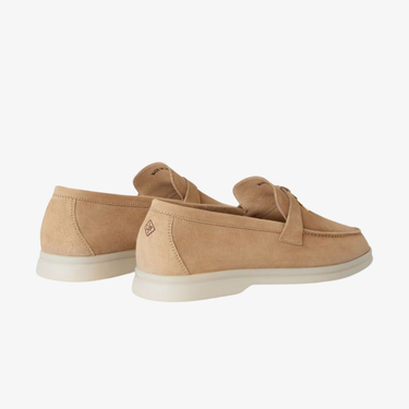 Loafer Summer Walk